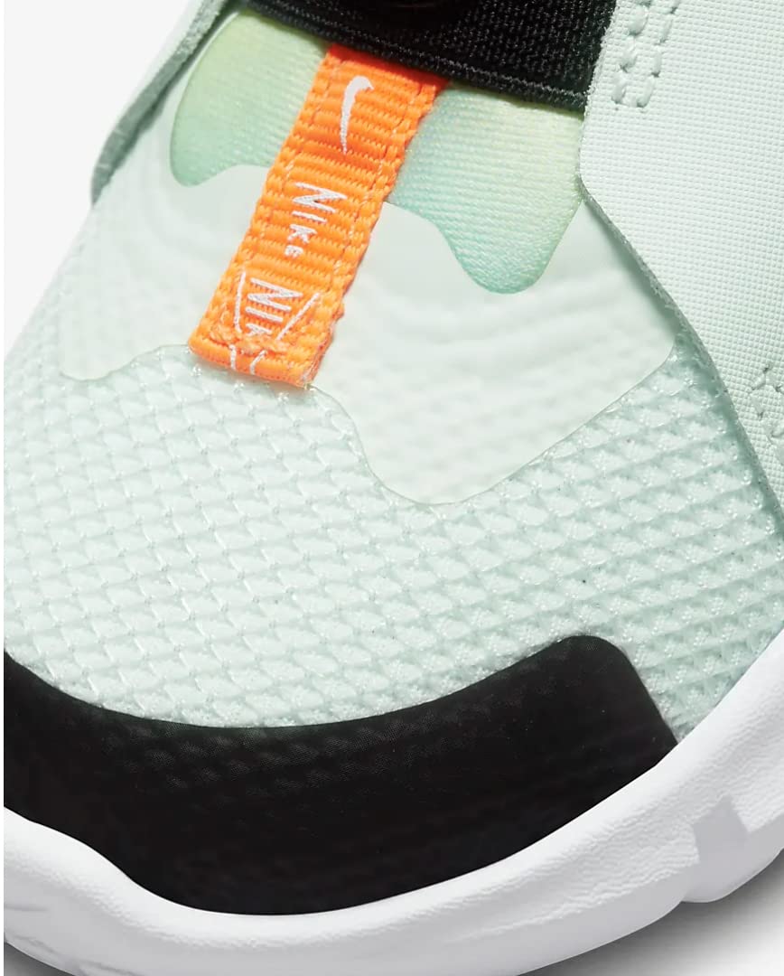 Nike Kids' Flex Runner 2 Running