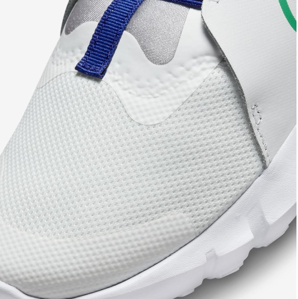 Nike Kids' Flex Runner 2 Running